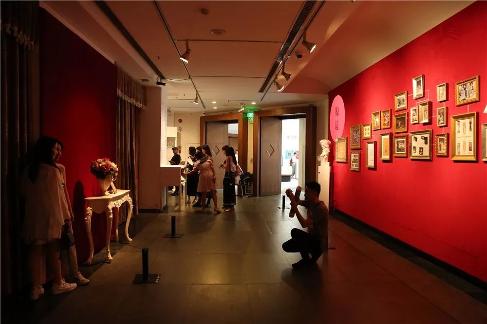 艺术与人文学院展览现场 (3).jpg